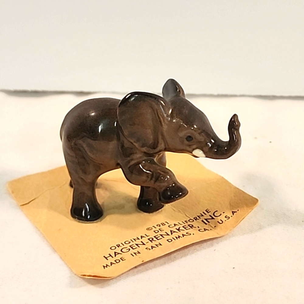 Vintage Hagen Renaker Baby Elephant 1981 Original Idenification Paper Retired
